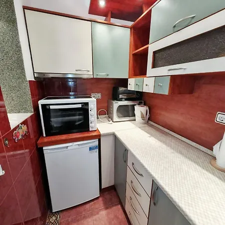 1-br Apartment *